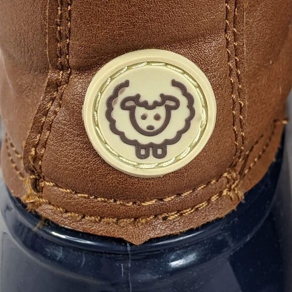 Adrienne Vittadini® Girls Navy Peral Duck Boots - Picture 8 of 10